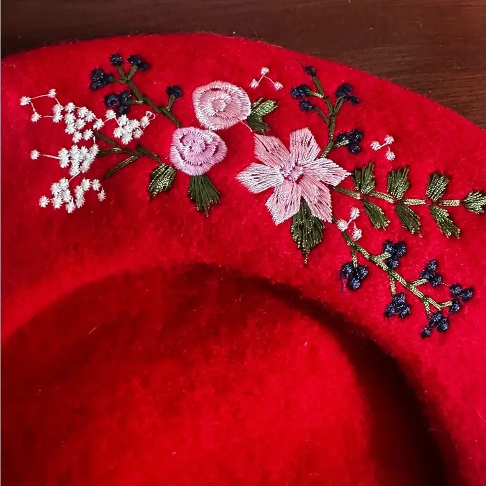 Red Beret Floral Embroidered Wool Hat French Accessory Trendy Retro